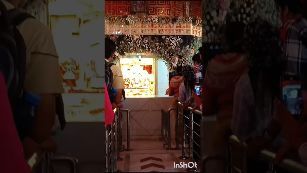 Jhandewalan mandir #yt #village #shorts#youtubeshorts#mandir #delhi #jhandewalan #youtube #youtuber